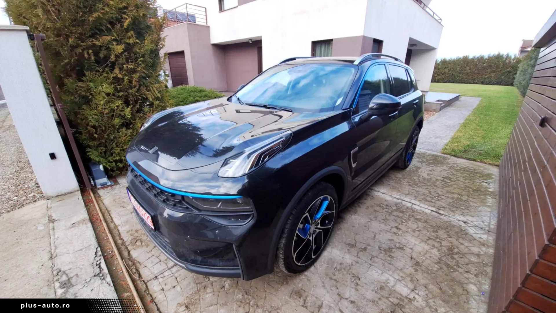 Lynk&Co 01 1.5T PHEV 261cp