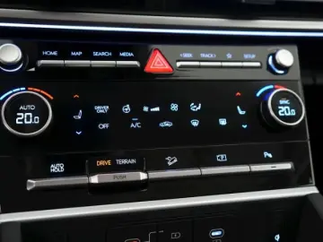 HYUNDAI SANTA FE HEV INTRO 4WD AT VOLL LED 360 GRAD KAME