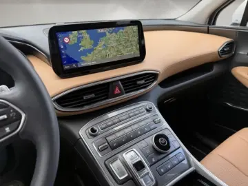 HYUNDAI SANTA FE 2.2 CRDi Automatik Navi Sitzheizung Rüc