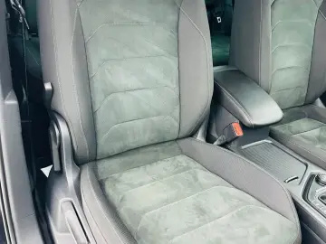 VOLKSWAGEN TIGUAN 2017 2.0D E6 4X4 Garantie 12 Luni Rate Ava