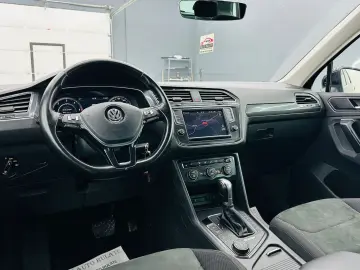 VOLKSWAGEN TIGUAN 2017 2.0D E6 4X4 Garantie 12 Luni Rate Ava