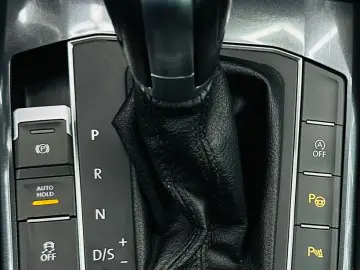 VOLKSWAGEN TIGUAN 2017 2.0D E6 4X4 Garantie 12 Luni Rate Ava