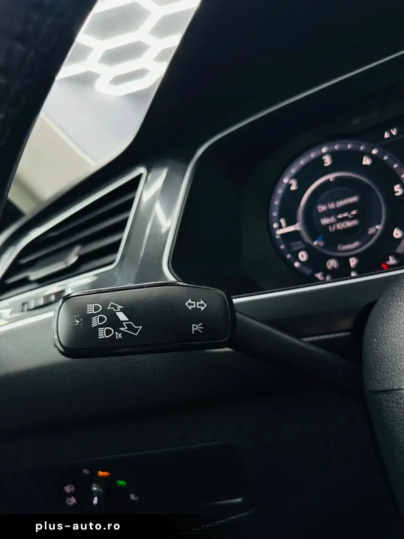 VOLKSWAGEN TIGUAN 2017 2.0D E6 4X4 Garantie 12 Luni Rate Ava