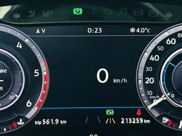 VOLKSWAGEN TIGUAN 2017 2.0D E6 4X4 Garantie 12 Luni Rate Ava