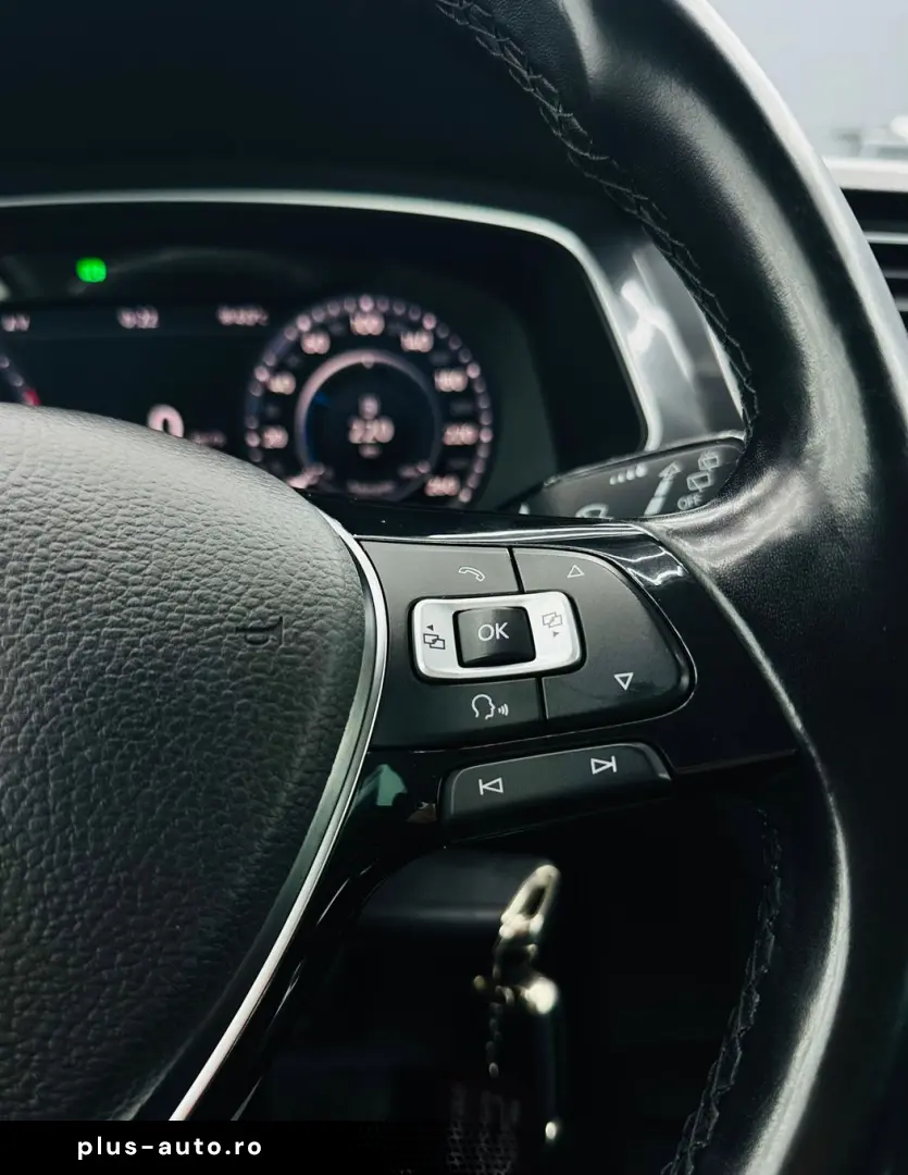 VOLKSWAGEN TIGUAN 2017 2.0D E6 4X4 Garantie 12 Luni Rate Ava