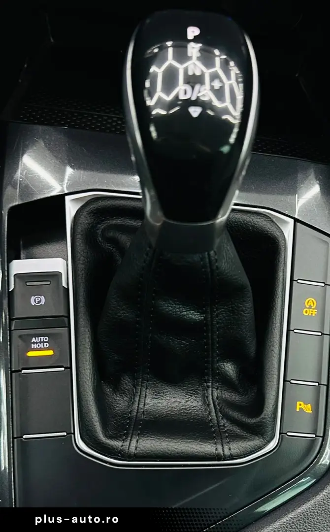 VOLKSWAGEN TIGUAN 2021 2.0D E6 Garantie 12 Luni Rate Avans 0