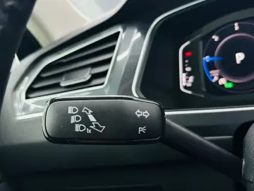 VOLKSWAGEN TIGUAN 2021 2.0D E6 Garantie 12 Luni Rate Avans 0