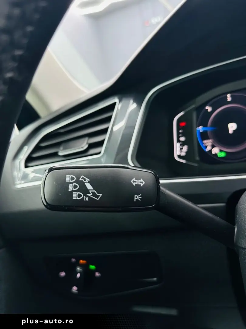 VOLKSWAGEN TIGUAN 2021 2.0D E6 Garantie 12 Luni Rate Avans 0