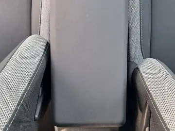 DACIA BIGSTER 1.8 Hybrid 155 Journey