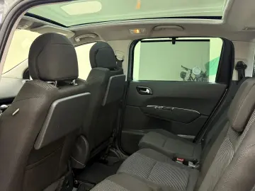 Peugeot 5008 1.6 Benzina 156CP 2010