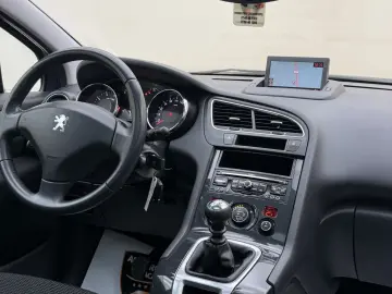 Peugeot 5008 1.6 Benzina 156CP 2010