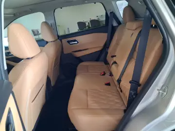 Nissan X-Trail Hibrid 4x4 Nou