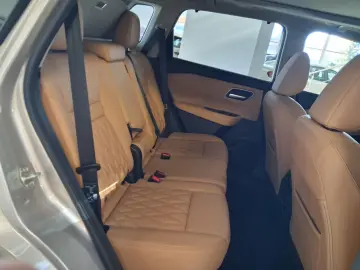 Nissan X-Trail Hibrid 4x4 Nou