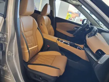 Nissan X-Trail Hibrid 4x4 Nou