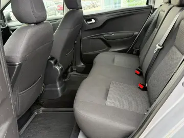 Peugeot 301 Allure Stt Eat6 1.5 Bluehdi 99cp