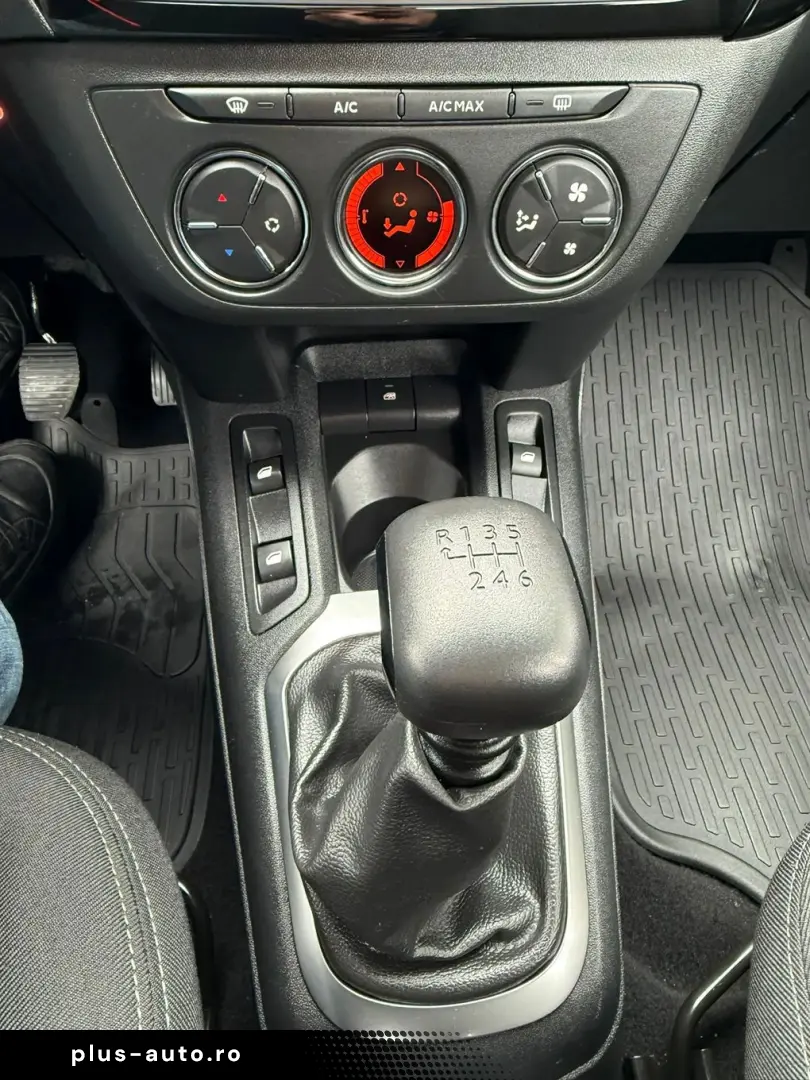 Peugeot 301 Allure Stt Eat6 1.5 Bluehdi 99cp