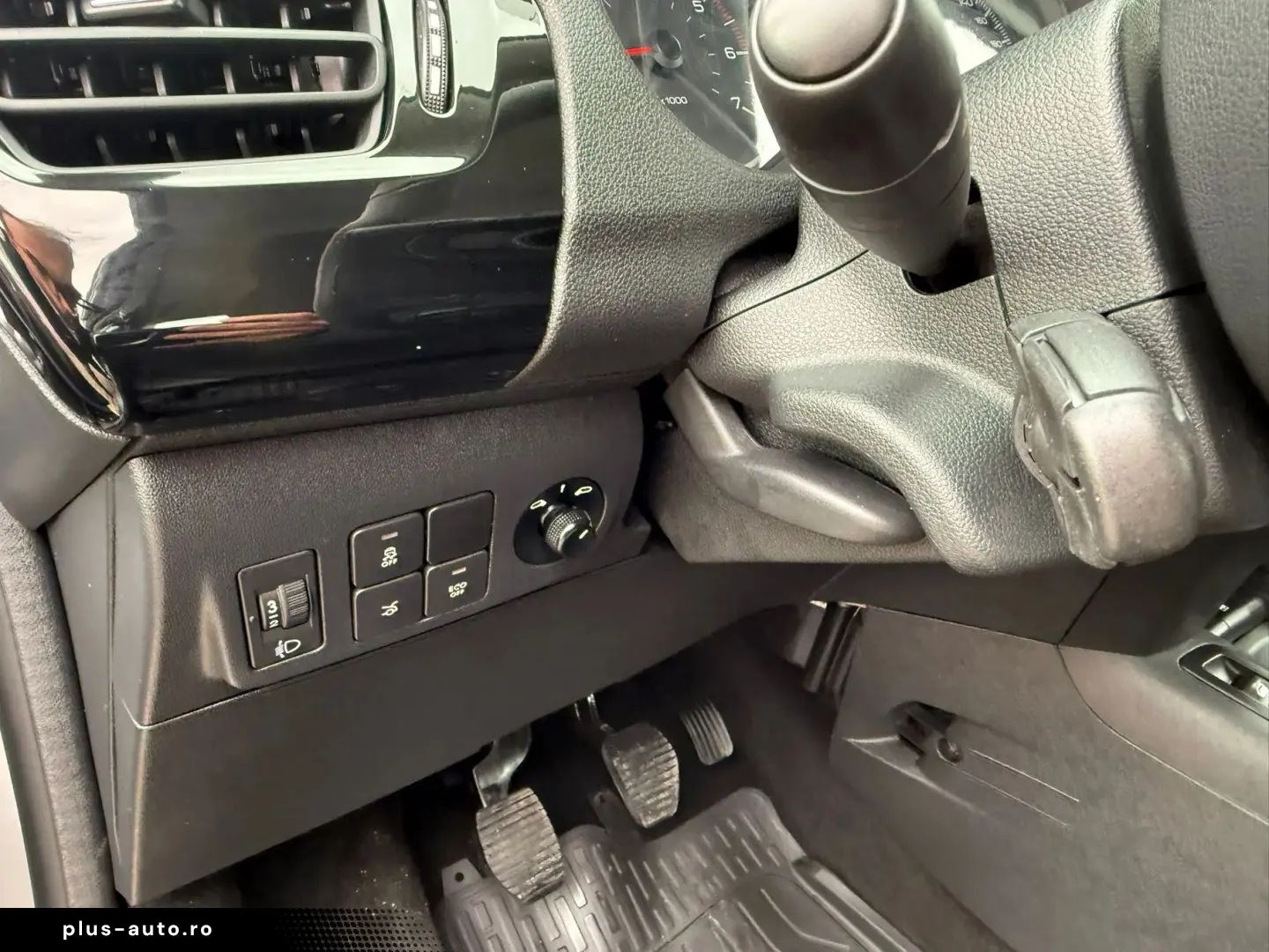 Peugeot 301 Allure Stt Eat6 1.5 Bluehdi 99cp