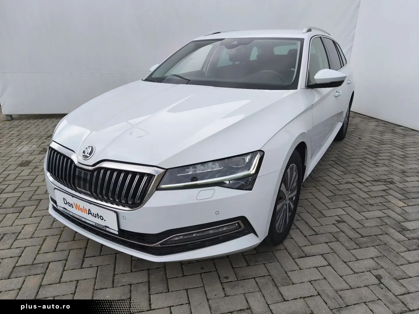 Skoda Superb Gen-Iii-2015