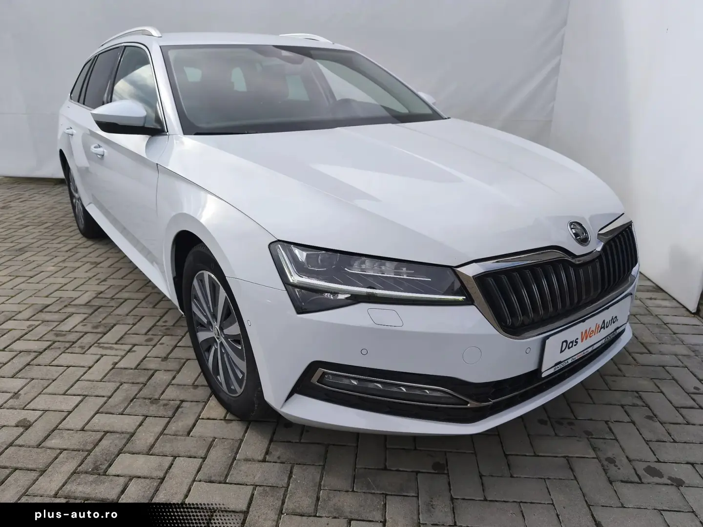 Skoda Superb Gen-Iii-2015