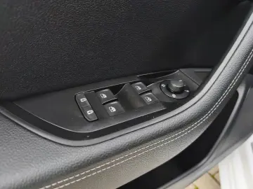 Skoda Superb Gen-Iii-2015