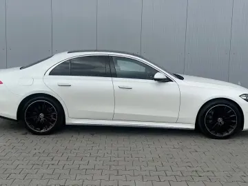 Mercedes-Benz S400