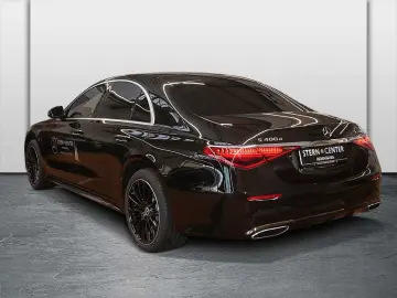 Mercedes-Benz S 400