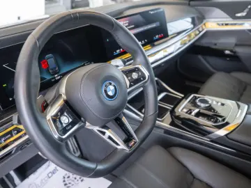BMW Seria 7 750 e xDrive   M Sportpaket