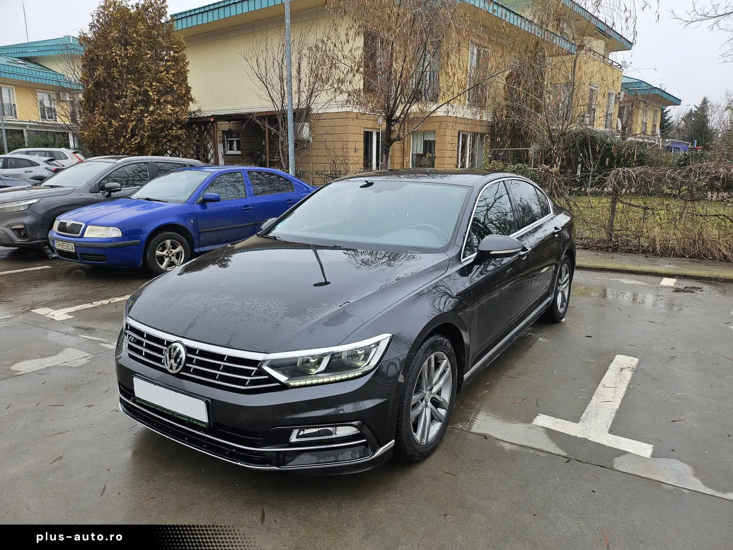 VW Passat 1.4 TSI Highline Bussines cu pachet R-line
