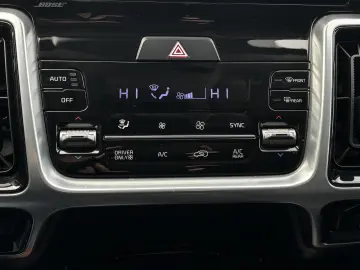 Kia Sorento 1.6 T-GDI HEV 6AT 4x4 7P Design