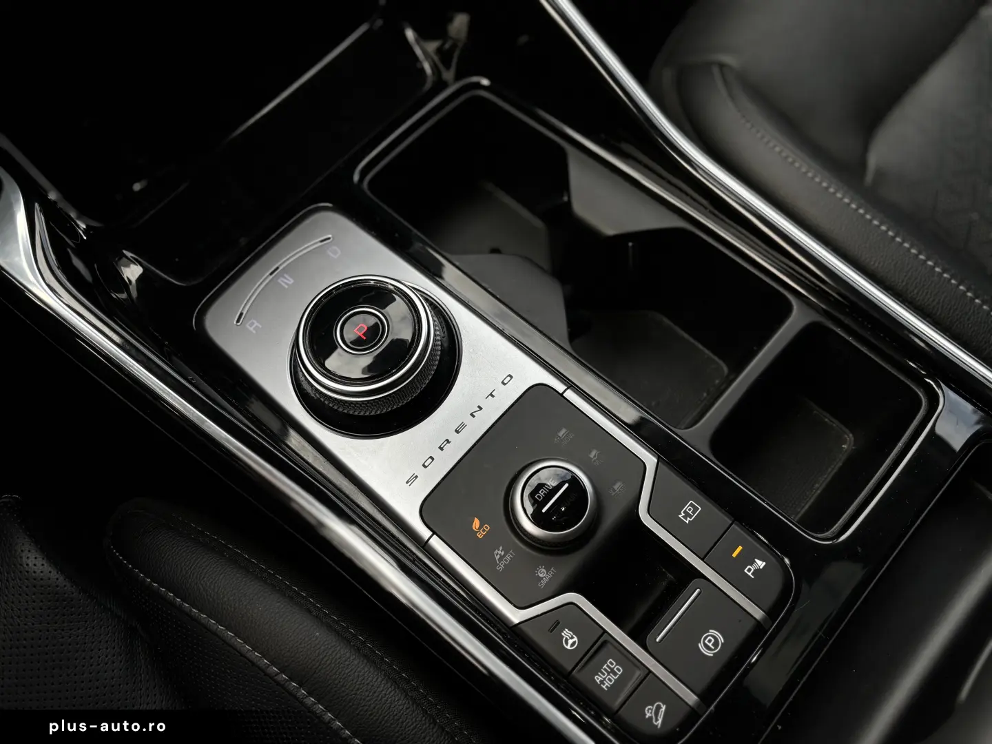 Kia Sorento 1.6 T-GDI HEV 6AT 4x4 7P Design