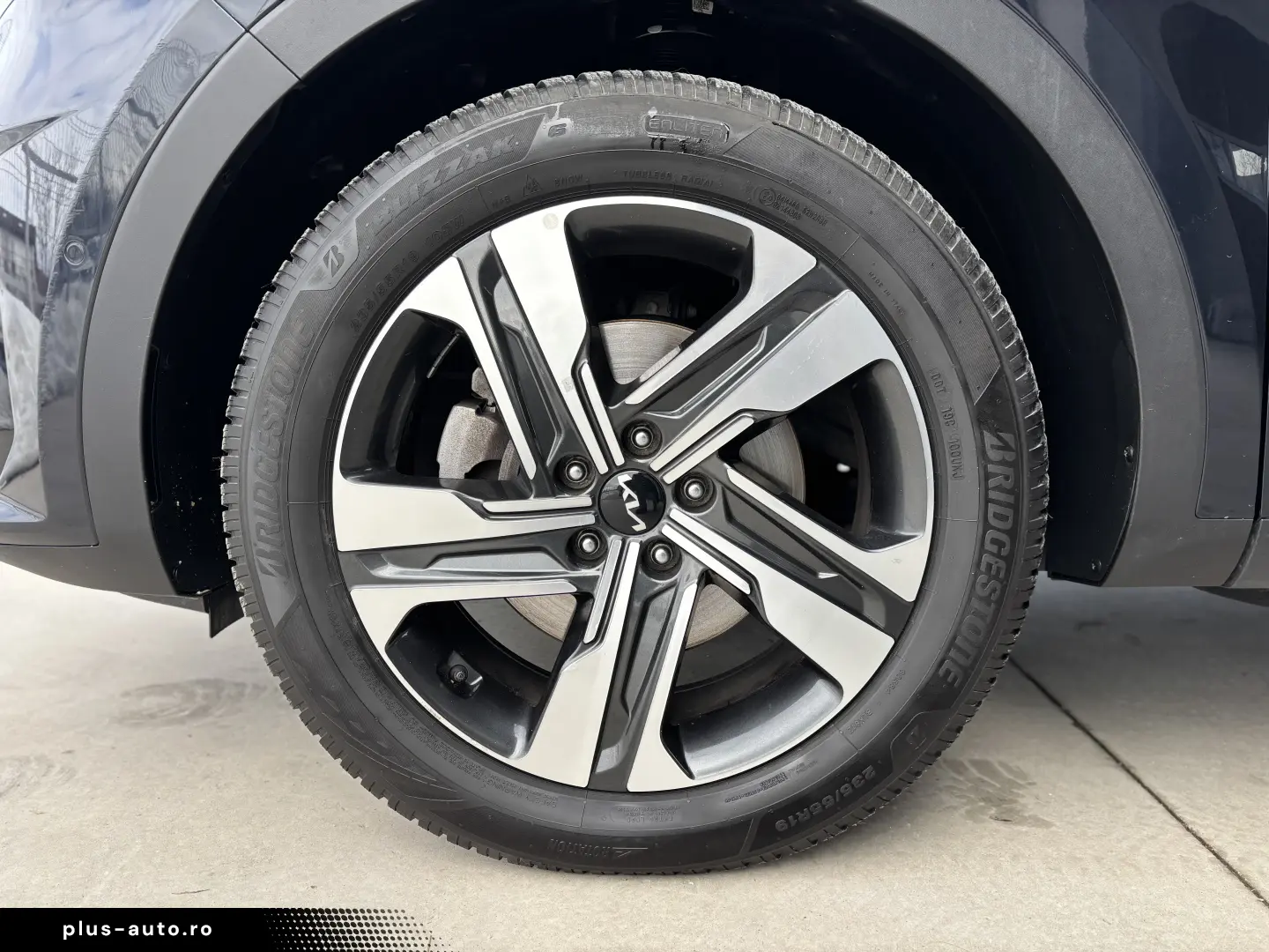 Kia Sorento 1.6 T-GDI HEV 6AT 4x4 7P Design