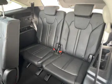 Kia Sorento 1.6 T-GDI HEV 6AT 4x4 7P Design