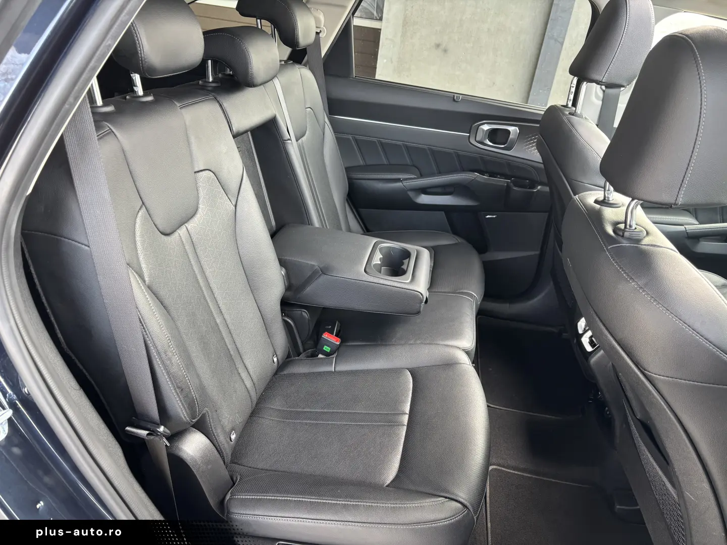 Kia Sorento 1.6 T-GDI HEV 6AT 4x4 7P Design