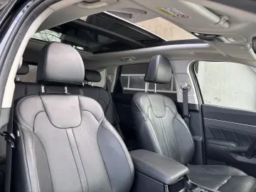Kia Sorento 1.6 T-GDI HEV 6AT 4x4 7P Design