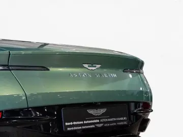 Aston Martin DB12 Volante