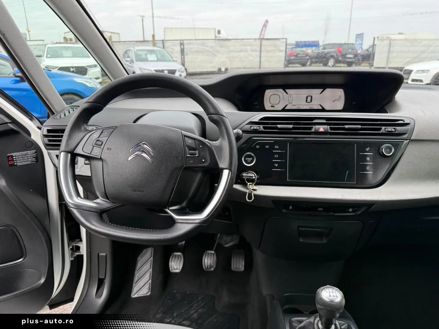 CITROEN C4     7 locuri