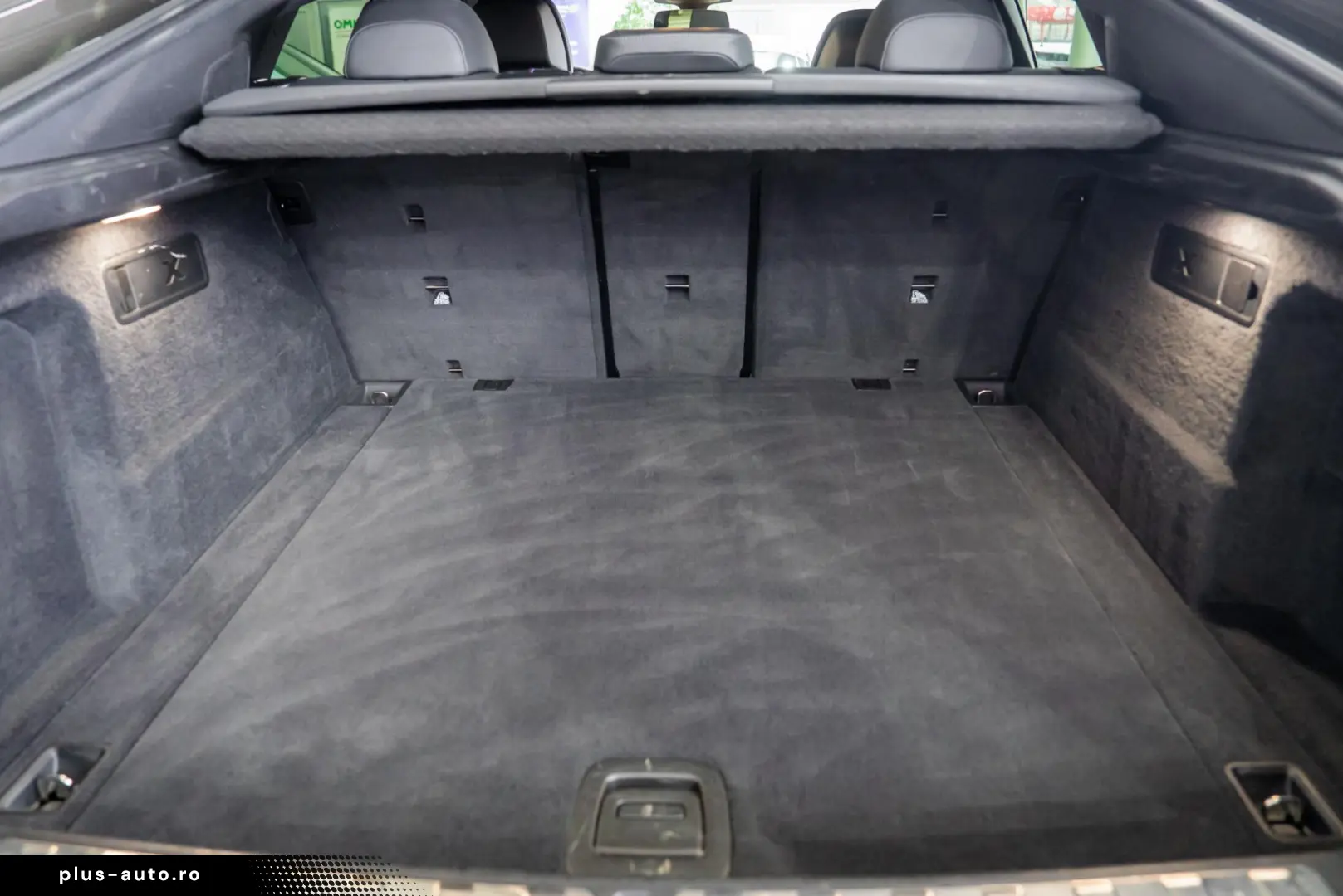 BMW X6 M M60i xDrive G06