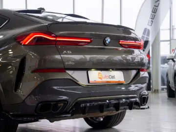 BMW X6 M M60i xDrive G06