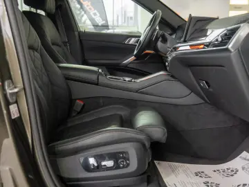 BMW X6 M M60i xDrive G06