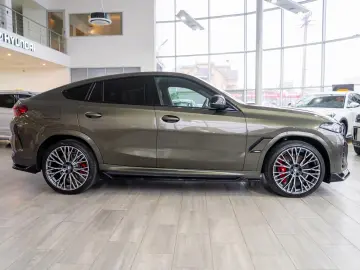 BMW X6 M M60i xDrive G06