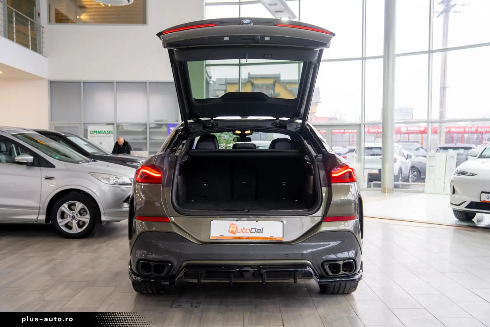 BMW X6 M M60i xDrive G06