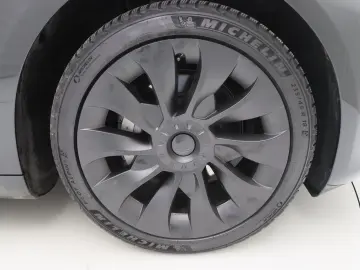 TESLA Model 3 Standard RWD Plus 93% SoH [ LFP ACCU AUT