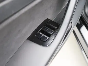 TESLA Model 3 Standard RWD Plus 93% SoH [ LFP ACCU AUT