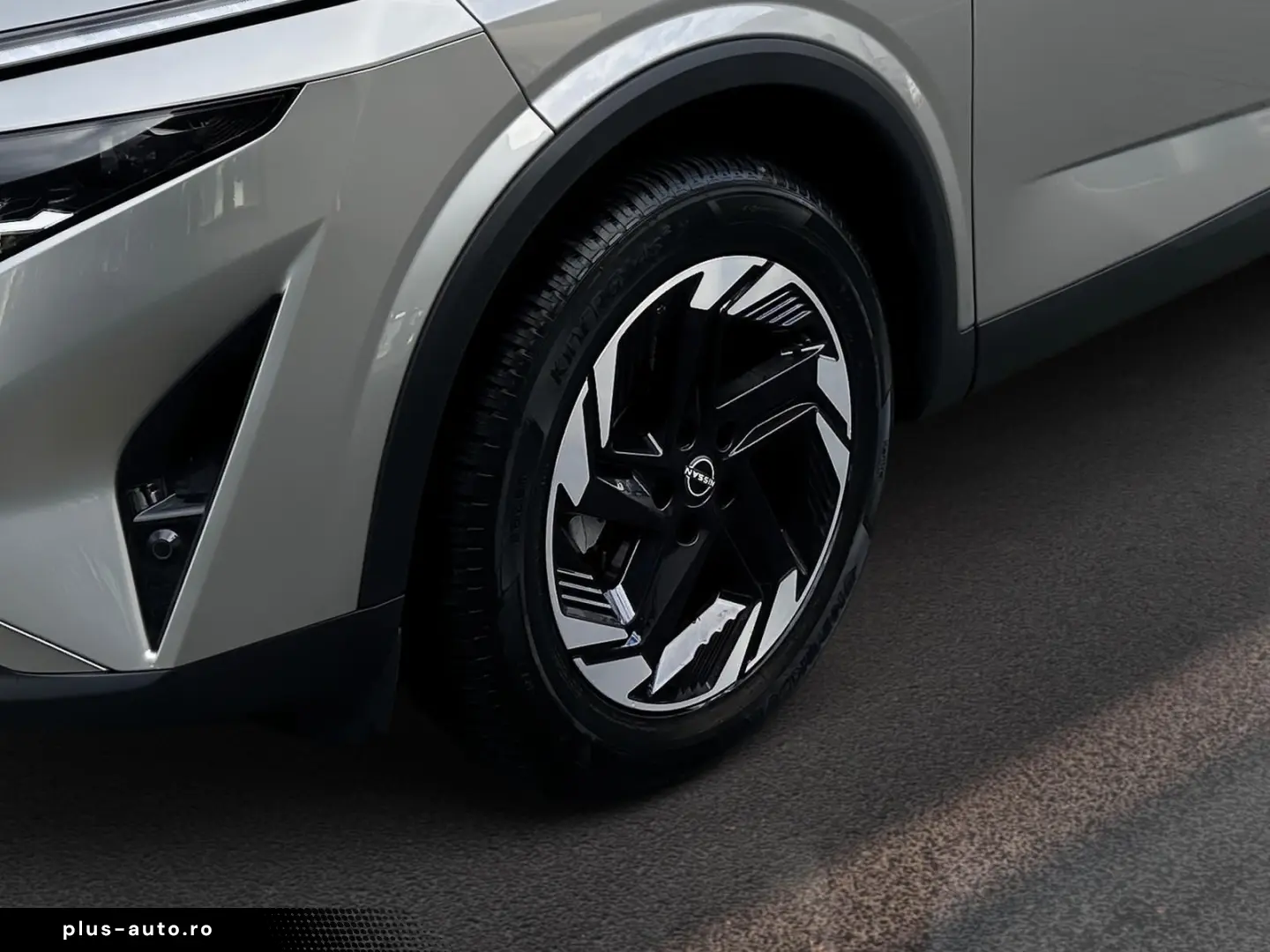 NISSAN Qashqai Xtronic n-connecta