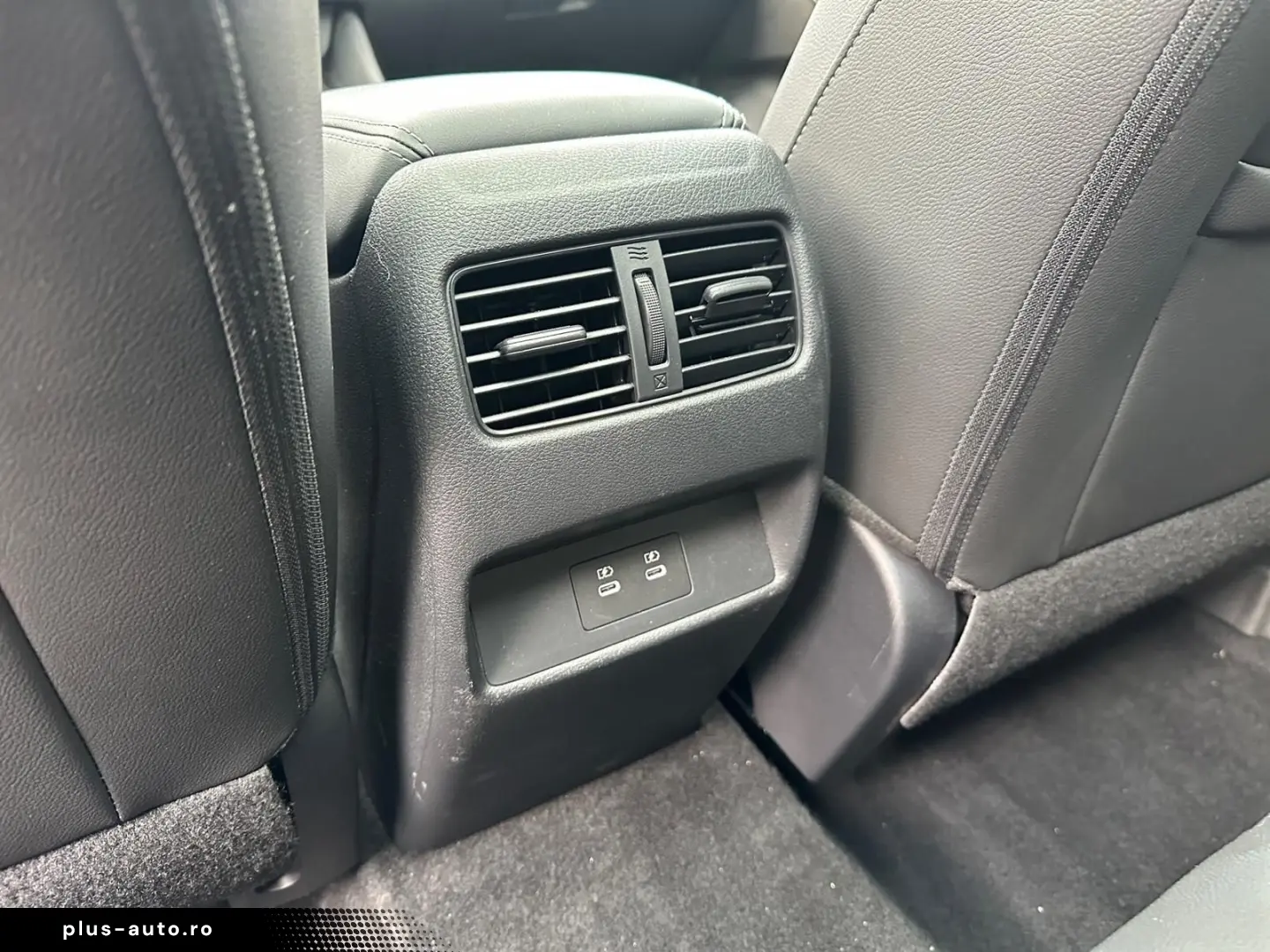 NISSAN Qashqai Xtronic n-connecta