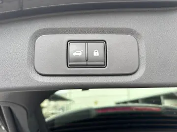 NISSAN Qashqai Xtronic n-connecta