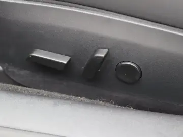 TESLA Model 3 Standard RWD Plus 93% SoH [ LFP-ACCU AUT