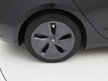 TESLA Model 3 Standard RWD Plus 94% SoH [ LFP ACCU AUT