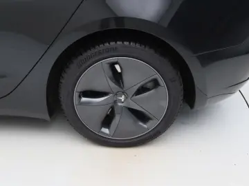 TESLA Model 3 Standard RWD Plus 94% SoH [ LFP ACCU AUT