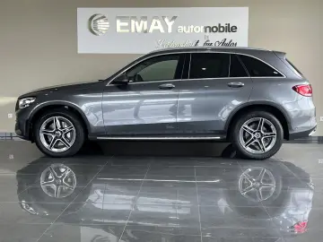 MERCEDES-BENZ GLC 200 4Matic Amg Line   Navi LED  Alcantara